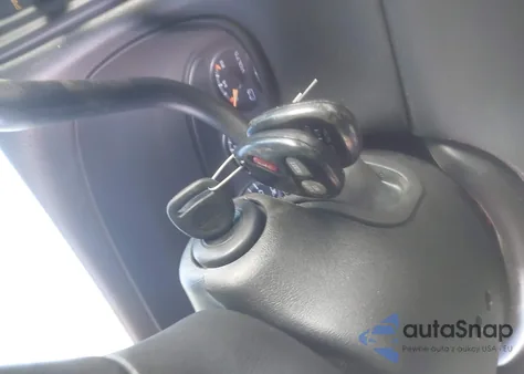 2002 GMC Sierra 1500 Sle z USA, uszkodzony, nr VIN 2GTEK19TX21377994